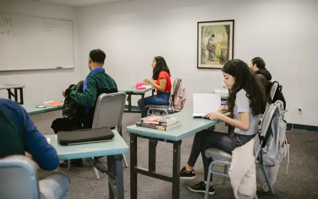 Biaya Kursus Bahasa Inggris di Semarang untuk Kelas Speaking