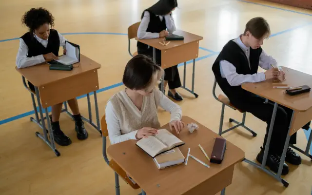 Cara Perkenalan Bahasa Inggris Di Kelas