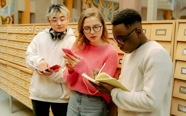 Perbedaan Formal dan Informal Vocabulary yang Perlu Kamu Ketahui