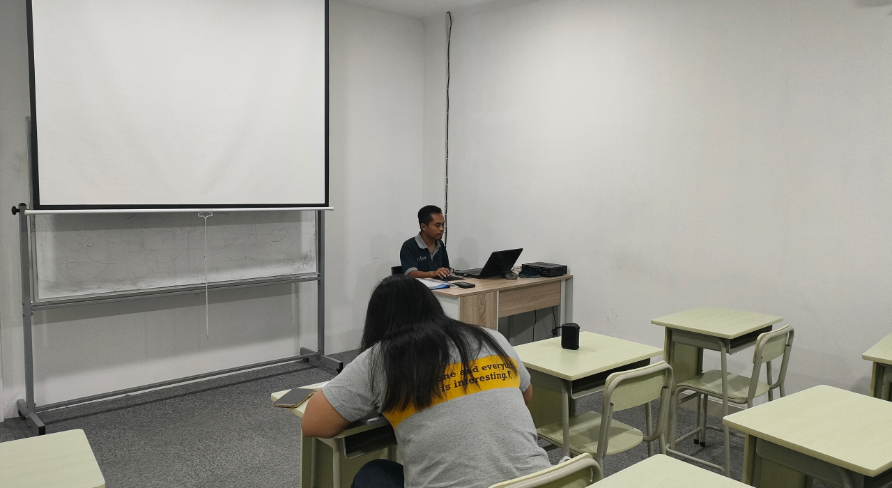 teacher ican gading serpong