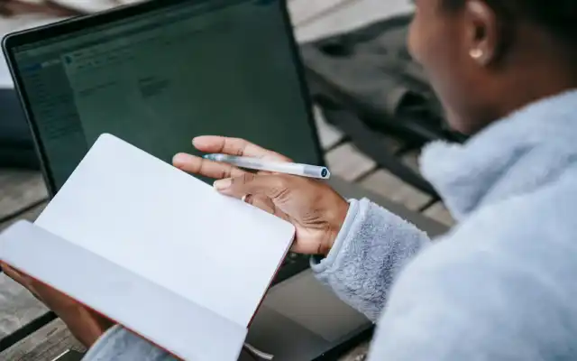 Deretan Kata Benda Bahasa Inggris Awalan A