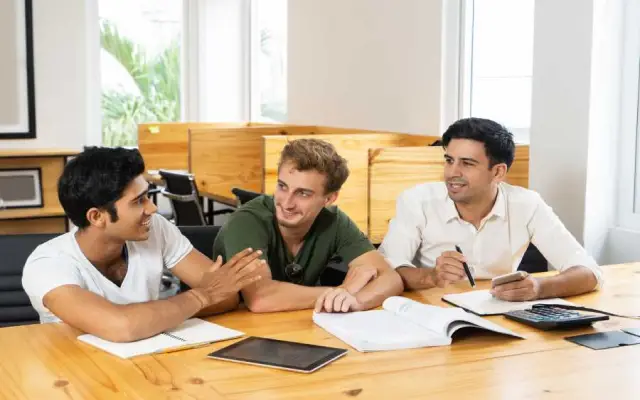 Keuntungan Belajar Bahasa Inggris Online