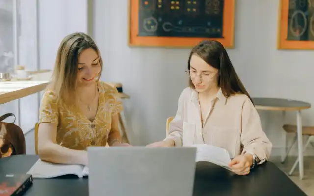 Perbedaan Don't dan Doesn't yang Perlu Diketahui