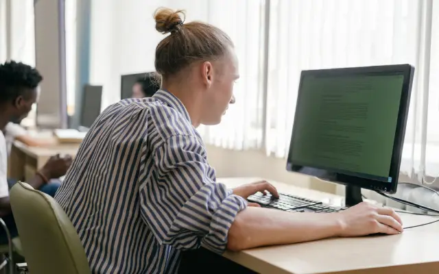 Tips Memilih Kelas Online TOEFL