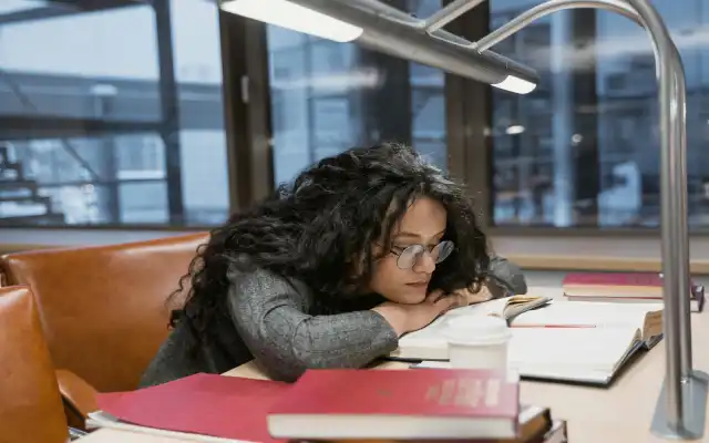 Apa Itu Alliteration dalam Bahasa Inggris?