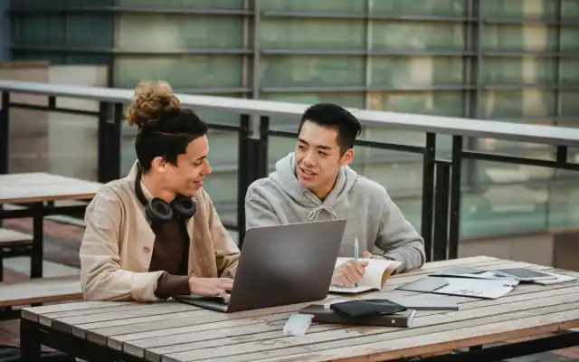 Mengenal Apa Itu He dalam Bahasa Inggris