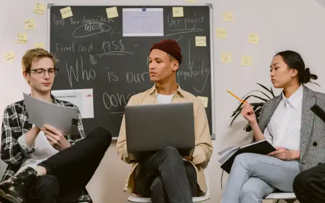 Tips Fasih Bahasa Inggris Agar Ngobrol Jadi Santai