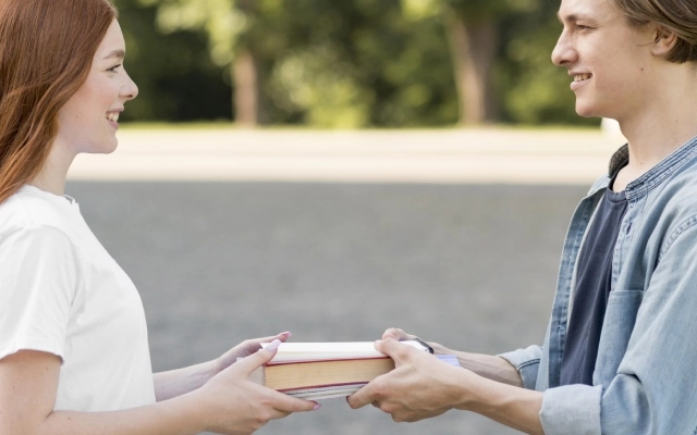 contoh dialog apologizing bahasa inggris