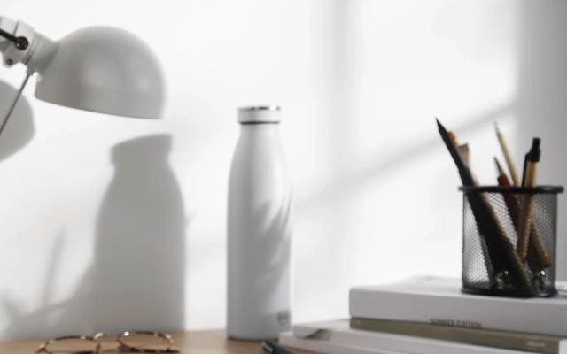 contoh kalimat linking verb