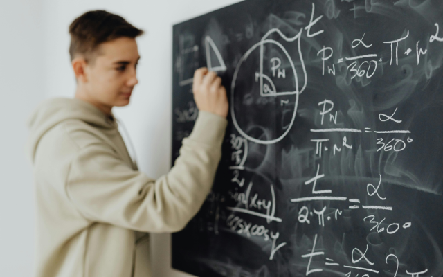 100+ Istilah Matematika dalam Bahasa Inggris yang Wajib Diketahui Beserta Artinya