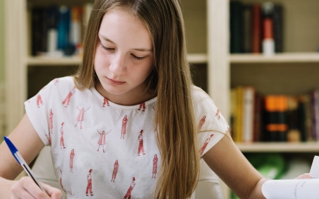 kalimat larangan dalam bahasa inggris