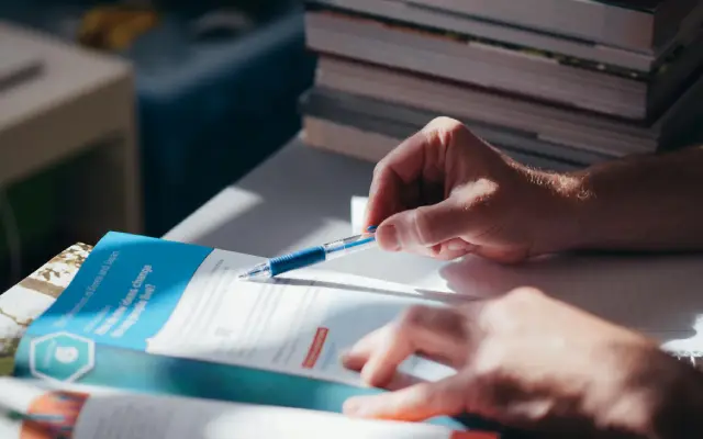 Kapan Harus Menggunakan Negative Adverbs?