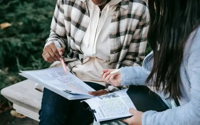 Daftar Kata Benda Bahasa Inggris Awalan B