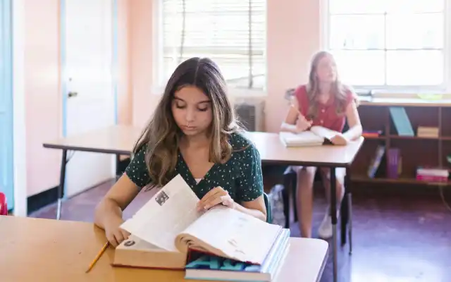 Memahami Kata Sifat 2 Suku Kata dalam Bahasa Inggris