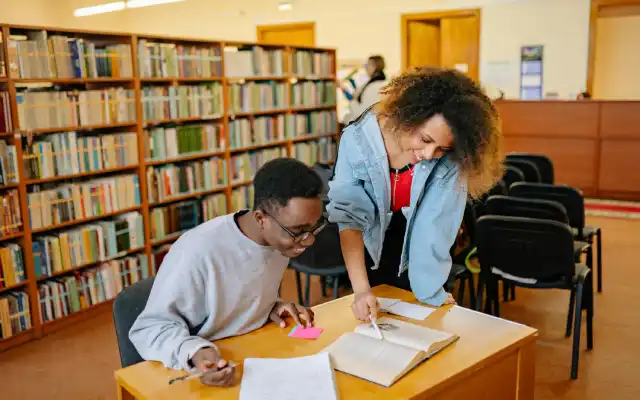 Kata Sifat Bahasa Inggris Awalan A