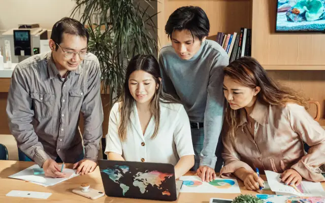 Kendala Umum Komunikasi Bahasa Inggris di Kantor dan Cara Mengatasinya