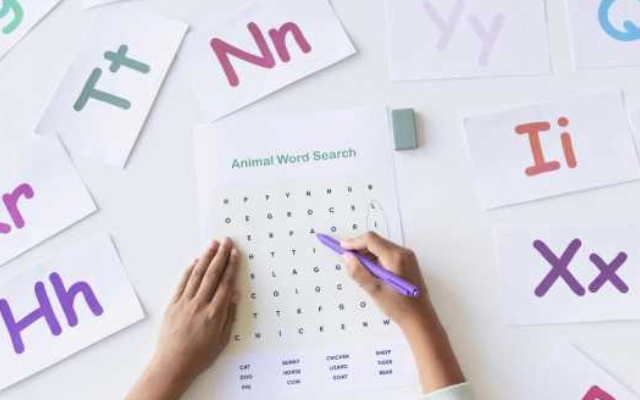 keterangan waktu dalam simple present tense