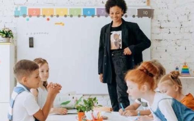 keuntungan pakai kursus bahasa inggris anak-anak di semarang