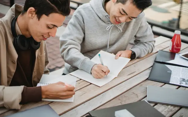 Kursus Duolingo di Bandung Alternative IELTS dan TOEFL