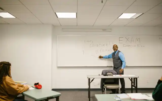 Kursus Bahasa Inggris Online Di Surabaya Murah