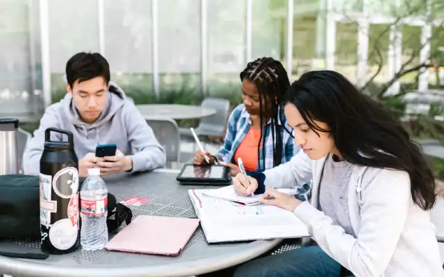 Kursus Persiapan TOEFL di Batam