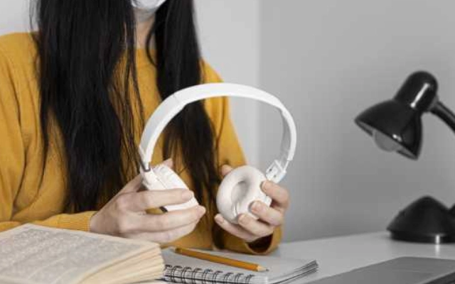 materi listening yang harus kamu pelajari
