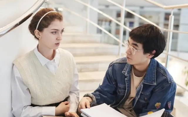 panduan ielts speaking questions & topics 2023