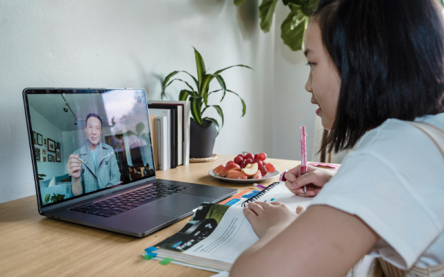 Penggunaan AI dalam Pembelajaran Bahasa Inggris, Apakah Efektif?