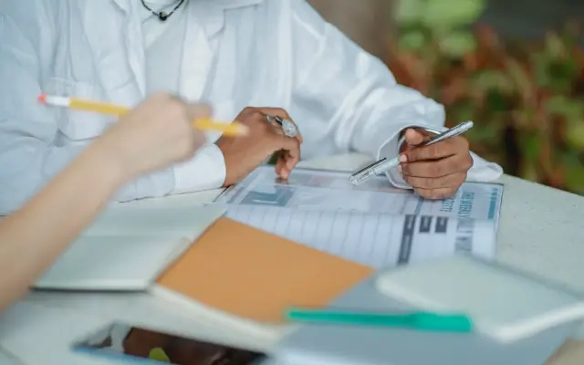 penggunaan modals dalam bahasa inggris