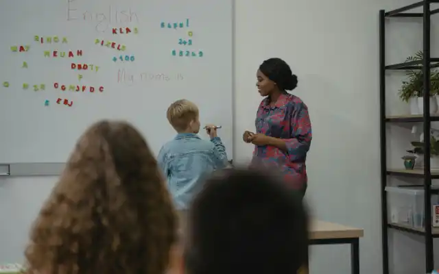 Pentingnya Bahasa Inggris untuk Anak Usia Dini