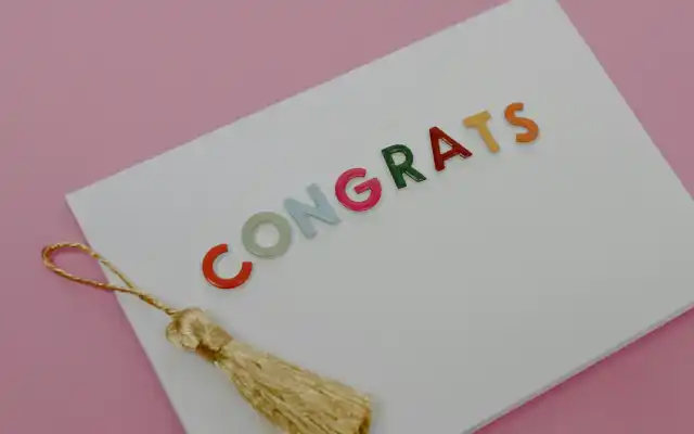 Perbedaan Congratulation dan Congratulations dalam Bahasa Inggris