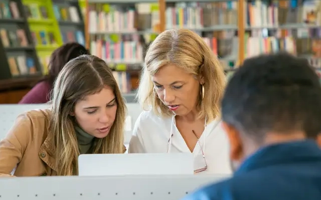 pilihan kursus bahasa inggris dengan native speaker