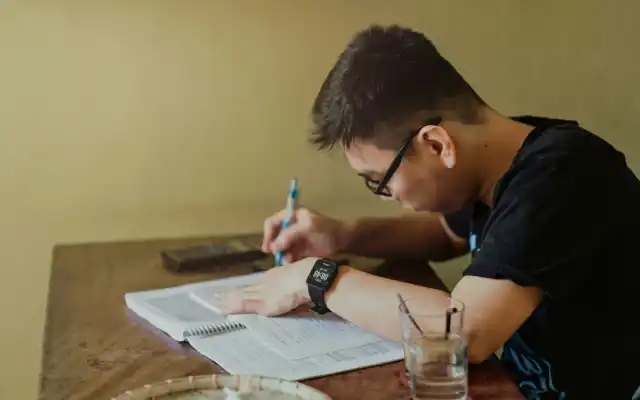 Belajar Penggunaan Saudara Laki Laki Bahasa Inggris