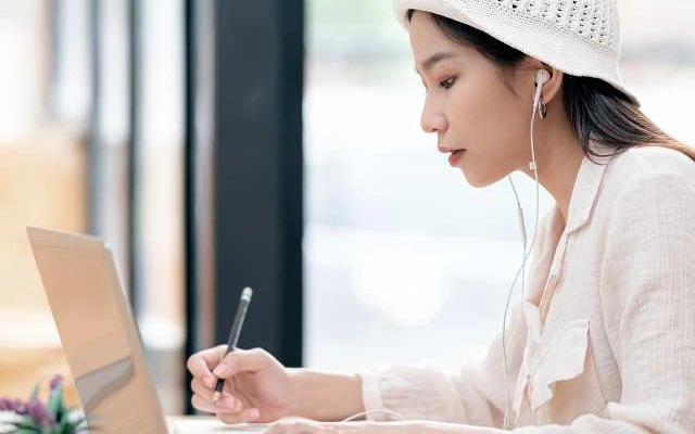 strategi mudah meningkatkan reading english comprehension