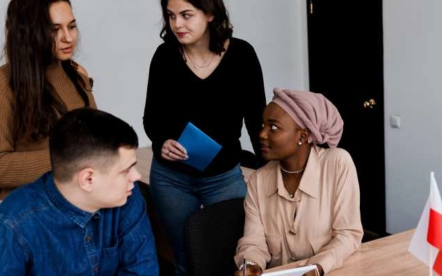 tempat kursus bahasa inggris conversation private