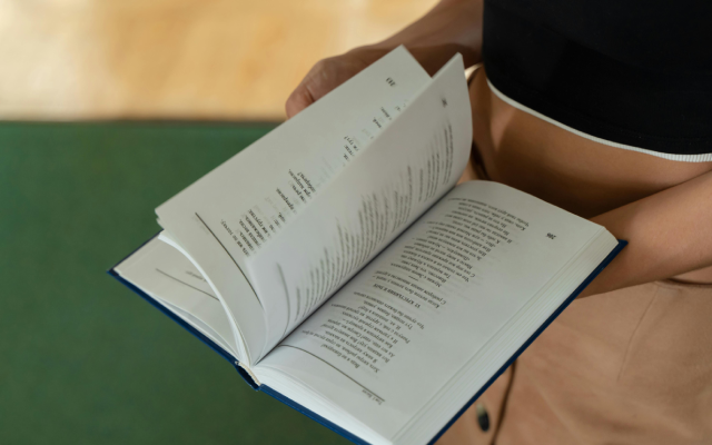 Mengenal Biography Text: Fungsi, Jenis, dan Struktur Lengkapnya