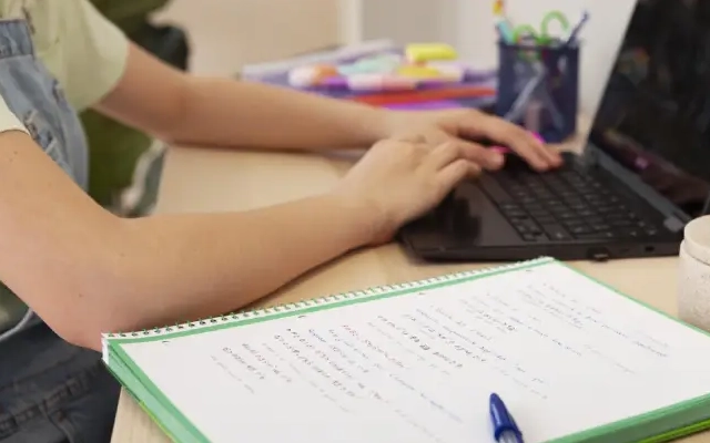 tips temukan komunitas belajar bahasa inggris online